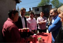 Mate con el embajador del Reino de los Países Bajos en una de las zonas más humildes de Tres de Febrero