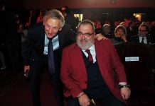 Jorge Lanata sufrió un insólito accidente y se quebró una pierna