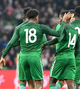 Un golpazo en Krasnodar: la selección ganaba 2-0 y era superior, pero Nigeria la dio vuelta con una ráfaga y la dejó preocupada
