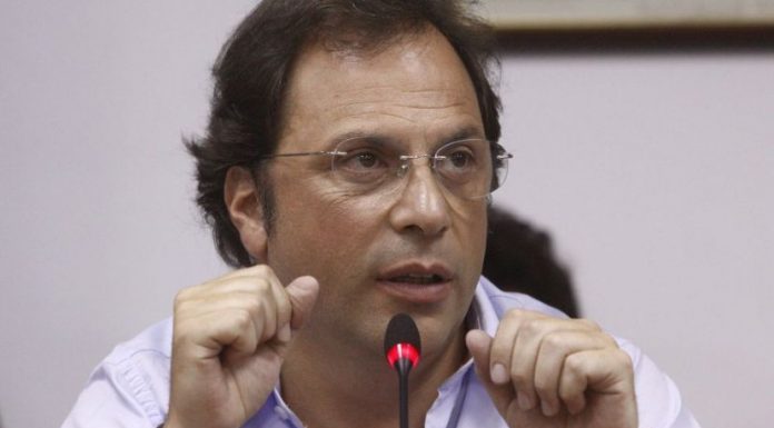 Sorpresiva designación del Gobierno: Giustozzi será embajador en Ecuador