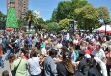Morón presentó su Eco Árbol de Navidad