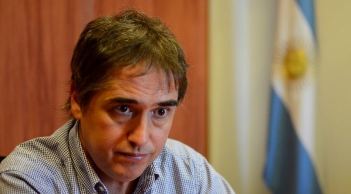 Lorenzino pidió que se suspenda la audiencia pública por el aumento del agua