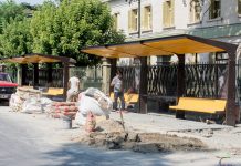 Con la instalación de nuevos refugios, continúa la renovación urbana de El Palomar