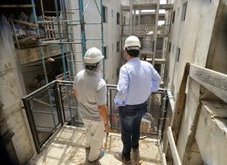 Jorge Macri recorrió las obras del Plan de Viviendas en el barrio 7 de Mayo