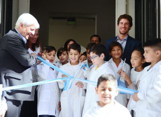 Andreotti inauguró la nueva Escuela N° 1 a 200 años de su creación