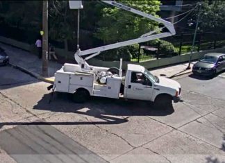 Furioso, un conductor robó una grúa que no lo dejaba pasar y electrocutó a un operario