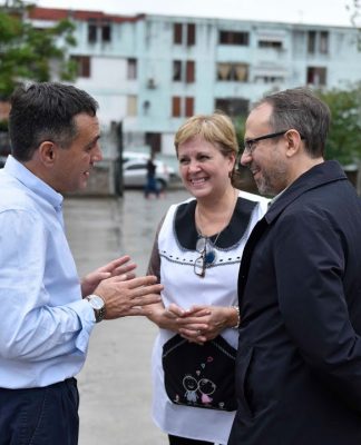 Valenzuela y Finocchiaro anunciaron obras en el Barrio Ejército de Los Andes