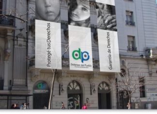 La Defensoría le reclamó a la Corte que rechace el desembarco de Farmacity en la Provincia