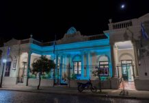 El HCD de San Isidro se ilumina de azul para generar conciencia sobre el autismo