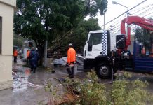 Ante las fuertes tormentas, el Comité de Crisis de San Martín trabaja en distintos barrios