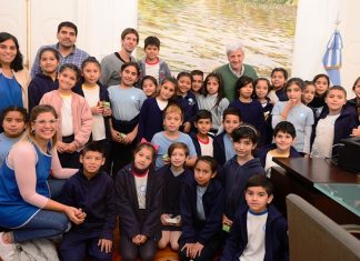 Andreotti recibió a chicos de 4to grado en el Municipio
