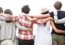 Un encuentro de poesía da comienzo a la edición 2018 del ciclo Cruzando Veredas