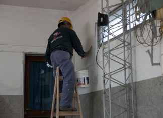 Obras en educación: Tagliaferro supervisó los trabajos en la Escuela N° 98 de Villa Sarmiento