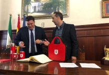 Tagliaferro firmó convenio con Morón de la Frontera y recorrió el Parque Tecnológico Aerópolis