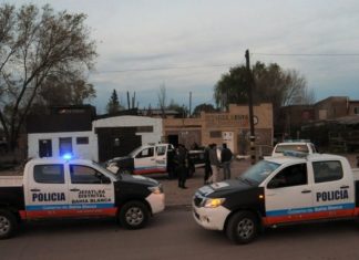 Pilar: la mujer apretó el botón antipánico por error y la Policía descubrió un desarmadero