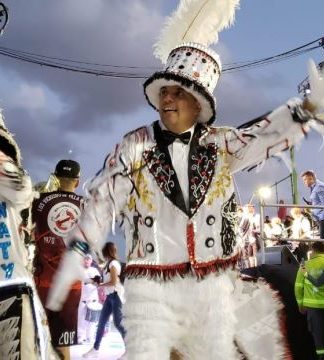 Diputado de Cambiemos bailó en los carnavales de su ciudad