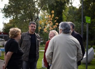 Jorge Macri compartió un desayuno en el Centro de Jubilados de la Estación Florida