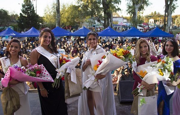 Fátima celebró sus fiestas patronales a puro color