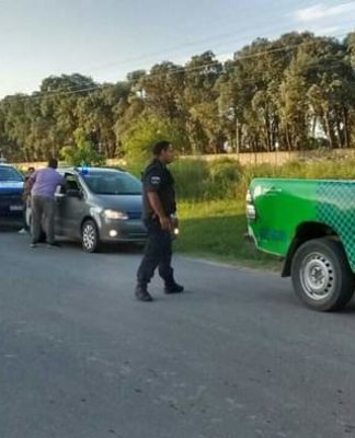 Pilar: Un hombre arrojó un cuerpo descuartizado a la calle y al ser descubierto se suicidó