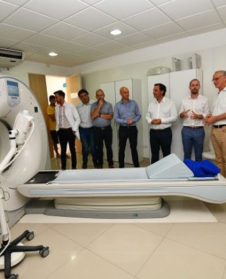 Ariel Sujarchuk y Daniel Gollan participaron del acto de asunción de las nuevas autoridades del Hospital Erill