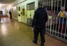 Internos de cárceles bonaerenses fabricarán cerca de 3 mil barbijos diarios para prevenir el Coronavirus.