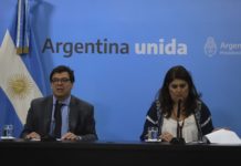 Mayores de 60 años, embarazadas y personal con dolencias crónicas no deberán concurrir a sus trabajos, anunció el gobierno