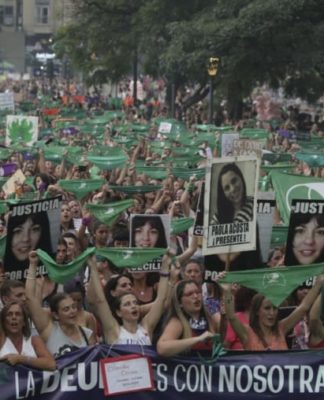 Miles de mujeres pidieron por el Aborto Legal frente al Congreso