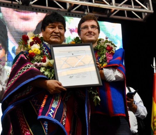 Lucas Ghi recibió a Evo Morales y lo declaró visitante ilustre de Morón
