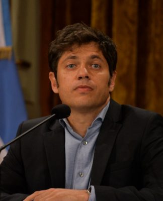 Kicillof dialoga con intendentes oficialistas del interior sobre la “cuarentena administrada”