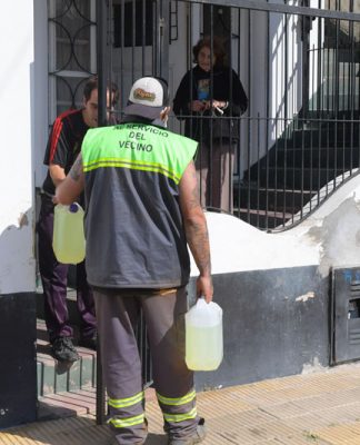 El Municipio avanza en la entrega de lavandina en todos los barrios de San Fernando