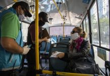 Desde el lunes en todo el transporte público del país será obligatorio el uso de tapaboca