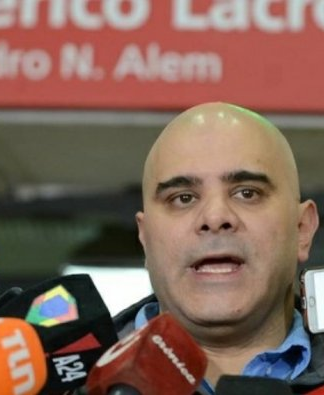 Escobar: Diputado provincial del Frente de Izquierda-Unidad donará dinero para los despedidos del Sanatorio Plaza
