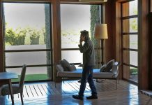 Allanaron la quinta donde suele ir Mauricio Macri, tras acusarlo de violar la cuarentena