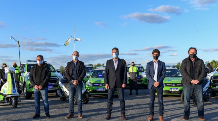 San Fernando: Juan Andreotti y Sergio Massa presentaron 16 nuevos móviles y cámaras de seguridad