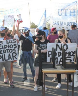 Pilar: marcha de los gastronómicos para que los dejen reabrir