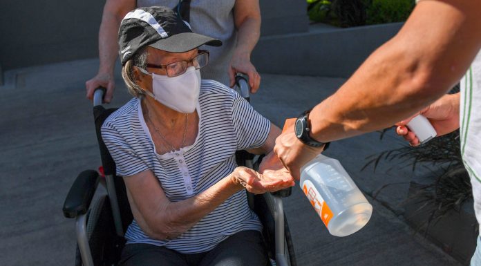 San Fernando: los adultos mayores disfrutan de las actividades con protocolos en los Polideportivos