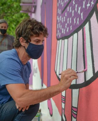 San Fernando: Juan Andreotti y Malena Galmarini presentaron un mural para concientizar sobre la violencia hacia la mujer