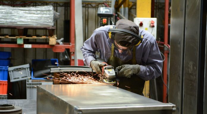 Escobar: más de 20 empresas se capacitaron en comercio exterior