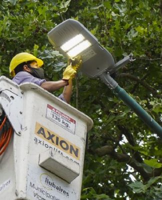 Vicente López: realizan el mantenimiento de más de 40 mil puntos lumínicos