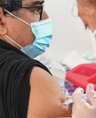 San Fernando: el personal de salud se vacuna con la segunda dosis contra el coronavirus