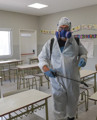San Fernando: el Municipio sanitiza escuelas contra el Covid-19 previo al inicio de clases