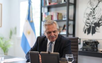 Alberto Fernández dialogó con Vladimir Putin