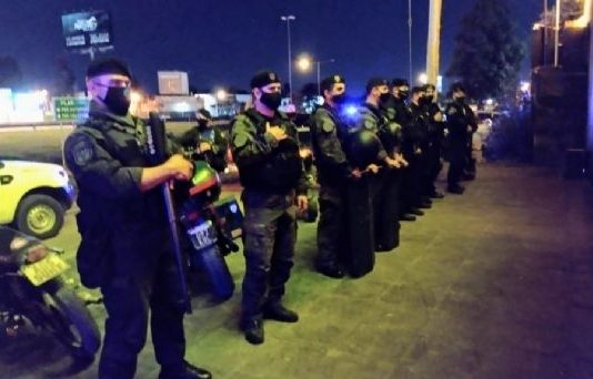 Pilar: desbaratan una fiesta clandestina en en pleno día y con 250 personas