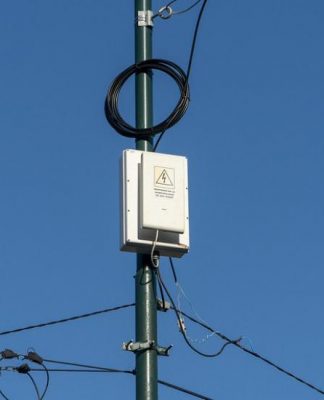 San Isidro: más de 300 chicos y chicas del Bajo, con acceso a internet