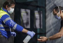 Vicente López: el Municipio continúa asistiendo a vecinos en entidades bancarias