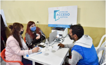 Candidata de Manes trabaja en el Ministerio de Justicia con Fernández