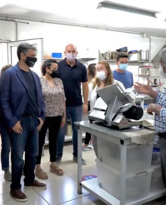 Jorge Macri visitó Lanús y Lomas en respaldo a los candidatos de “Juntos”