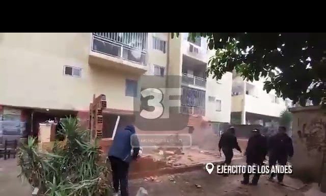 Tres de Febrero: la Municipalidad derribó una vivienda clandestina en Fuerte Apache
