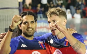 Tigre aplastó a Platense en Victoria