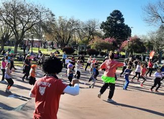 Plazas Activas continúa promoviendo la actividad física al aire libre dentro de la comunidad de Tigre